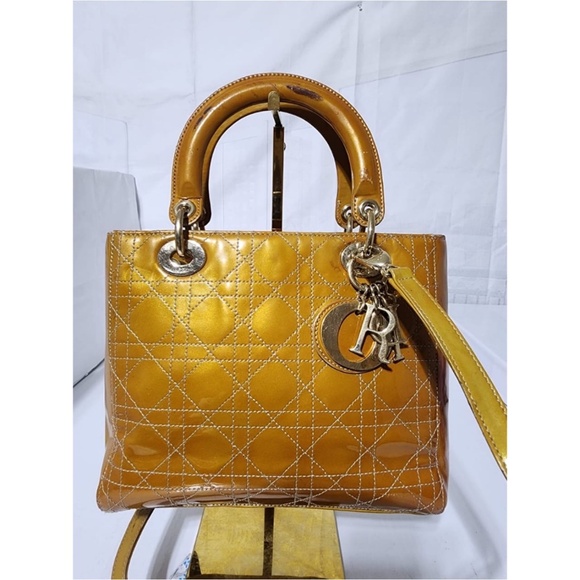 Authentic CHRISTIAN DIOR Patent Cannage Stitched Medium Lady Dior Tote Bag Gold - Picture 3 of 8